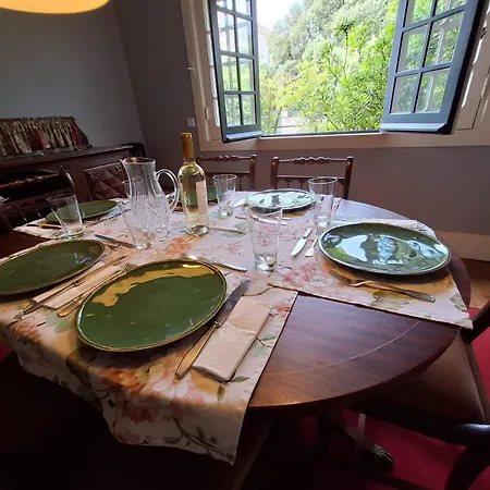 בית נופש A Casa Do Escritor *